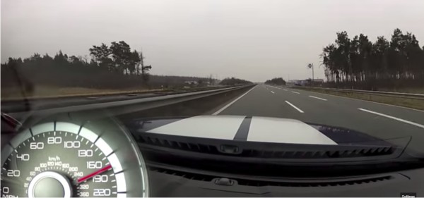Ford mustang autobahn commercial #4